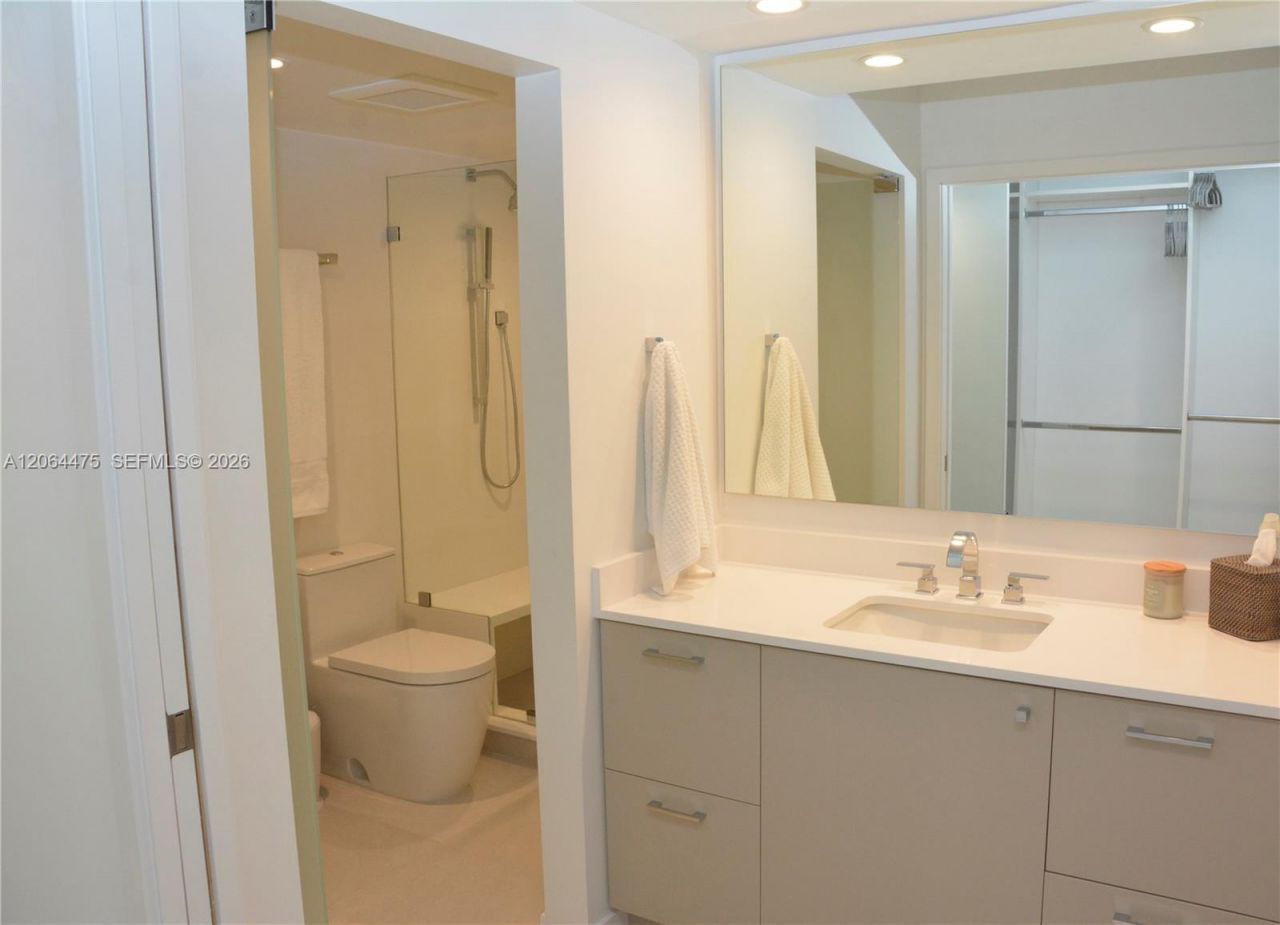 177 Ocean Lane Dr , Unit 713, Key Biscayne, FL 33149 Photo