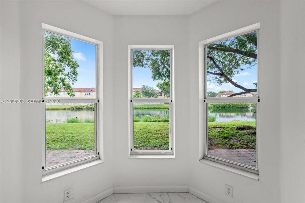 1720 NE 35 Avenue , Homestead, FL 33033 Photo