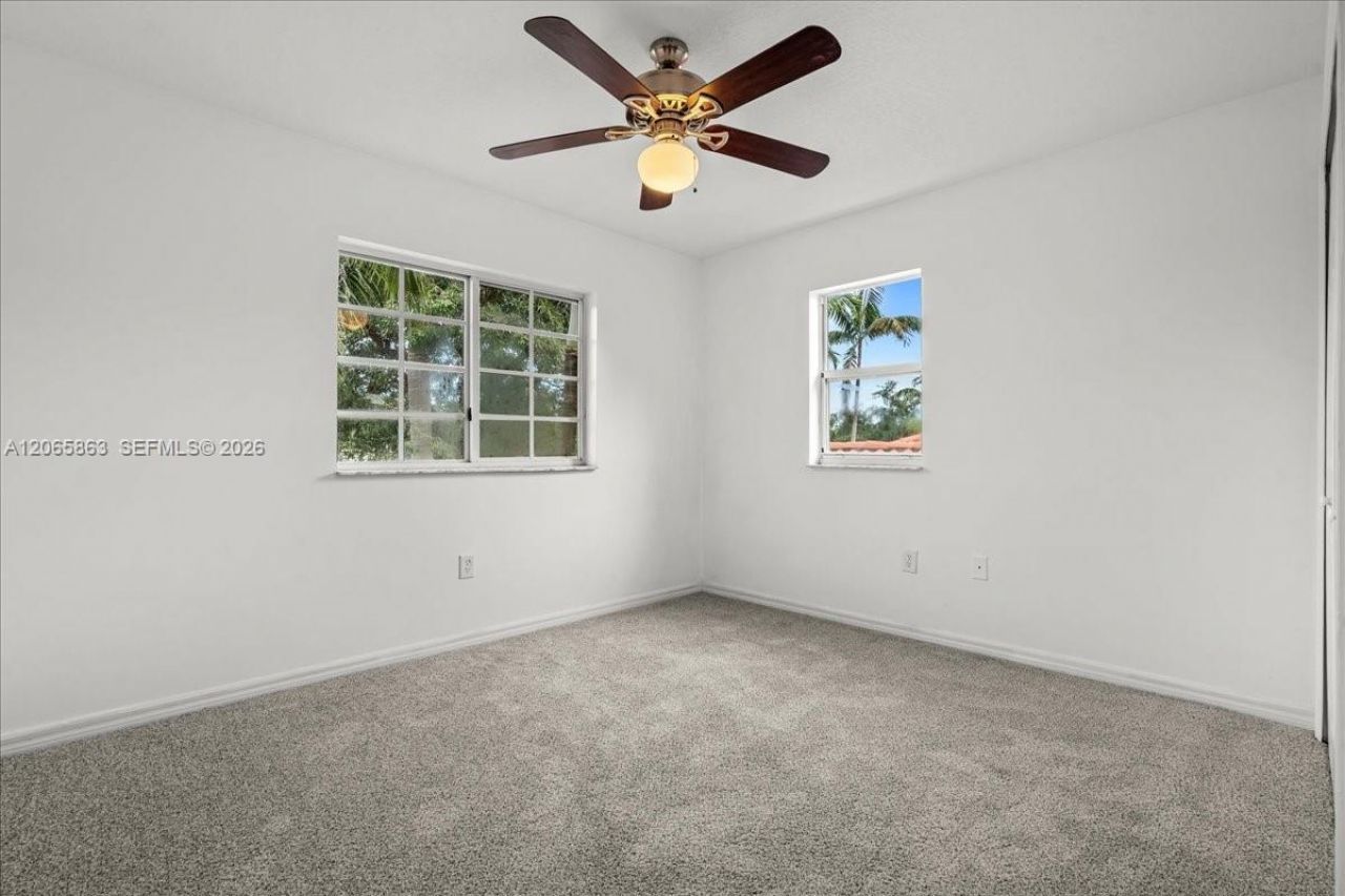 1720 NE 35 Avenue , Homestead, FL 33033 Photo