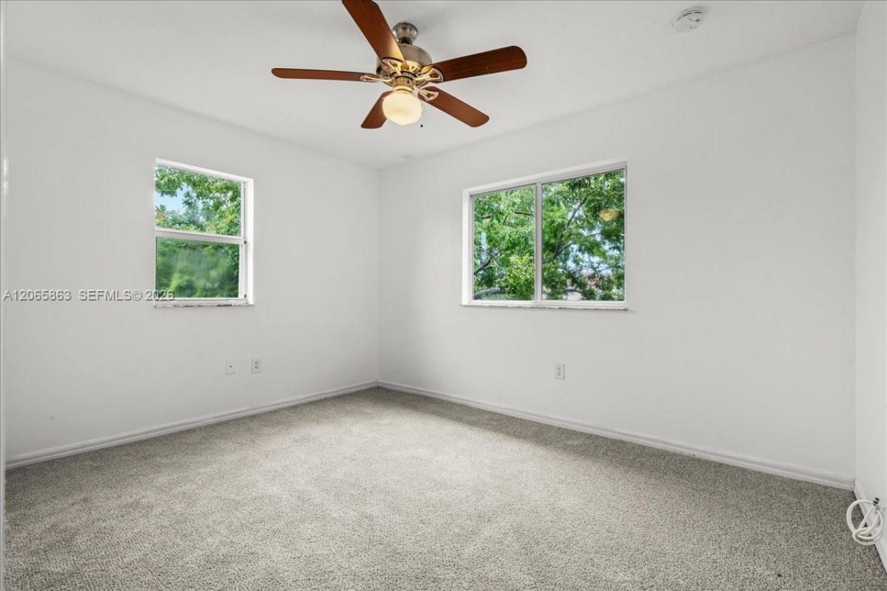 1720 NE 35 Avenue , Homestead, FL 33033 Photo