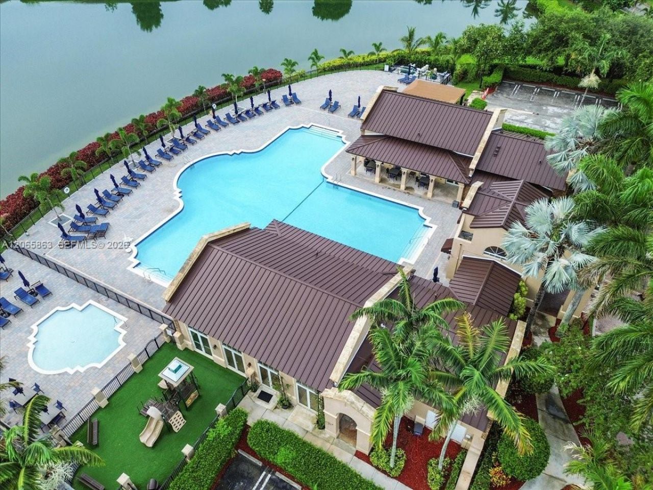 1720 NE 35 Avenue , Homestead, FL 33033 Photo