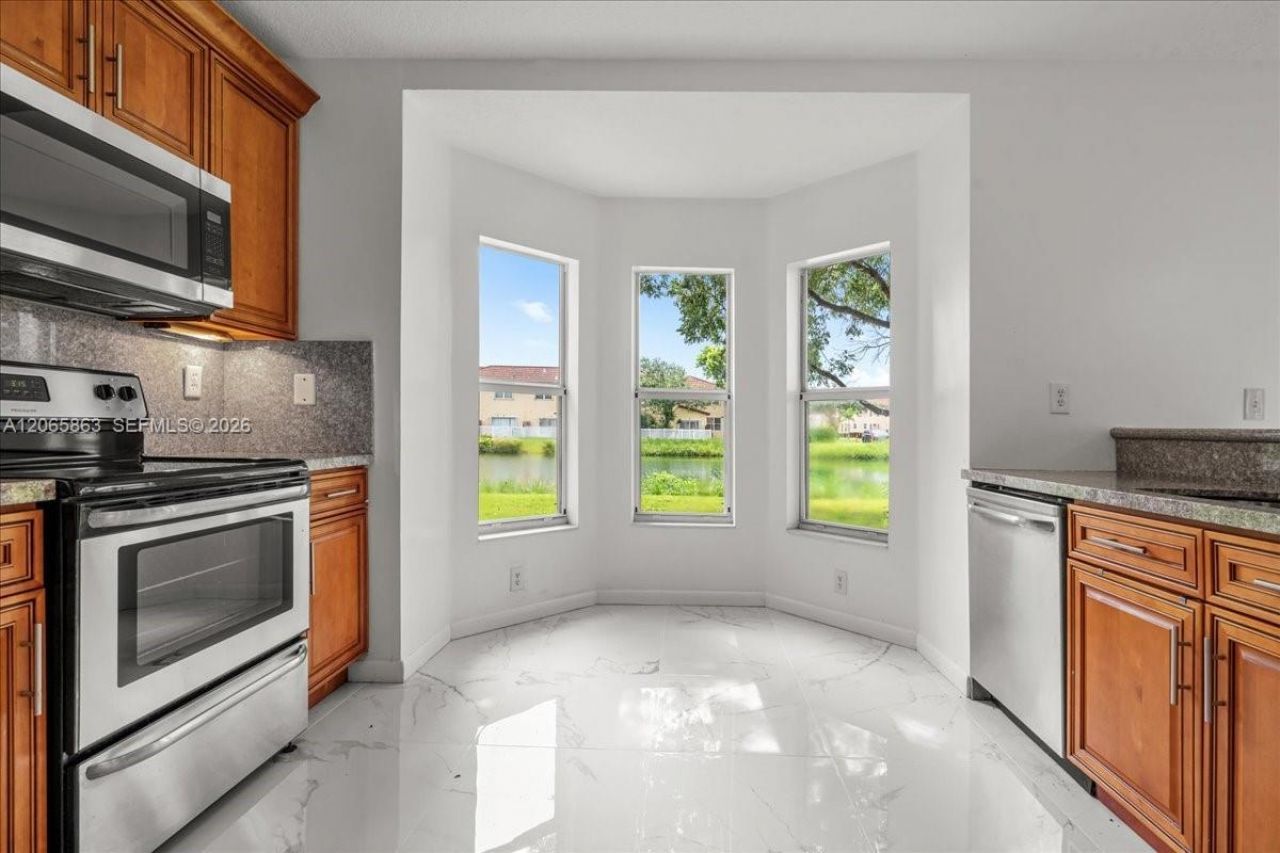 1720 NE 35 Avenue , Homestead, FL 33033 Photo