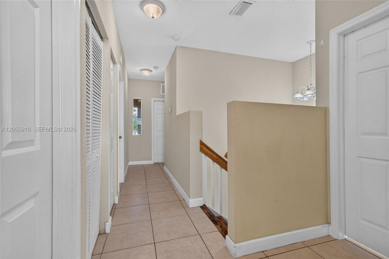 6776 SW 22nd St, Miami, FL 33155 Photo