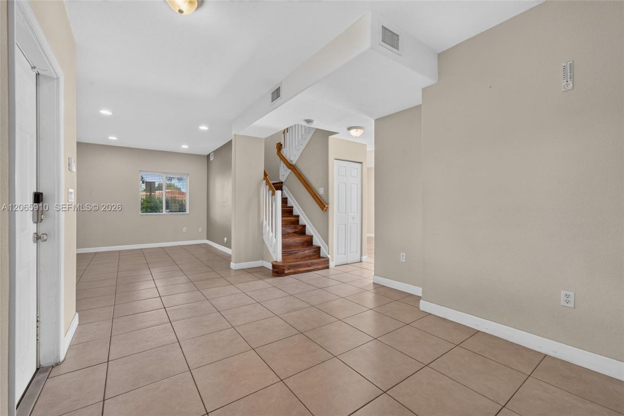 6776 SW 22nd St, Miami, FL 33155 Photo