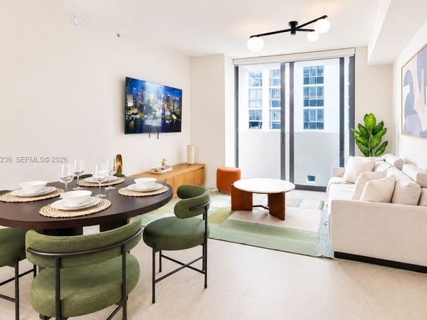 11 NE 6th St , Unit 212, Miami, FL 33132