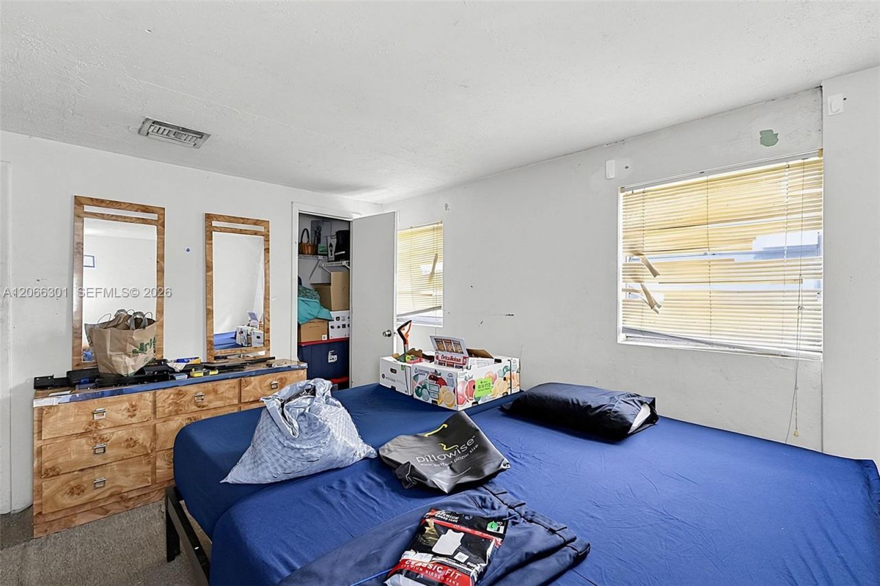 1200 NE 131st St, North Miami, FL 33161 Photo