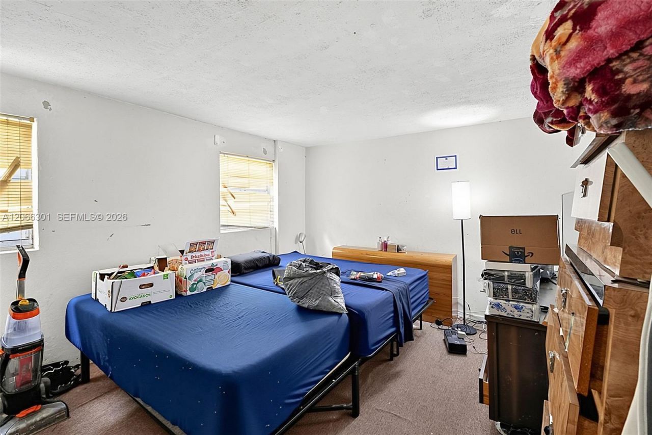 1200 NE 131st St, North Miami, FL 33161 Photo