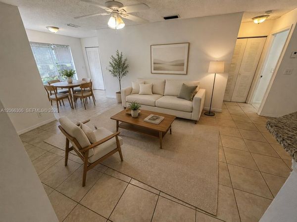 3370 N Pinewalk Dr N, Unit 1213, Margate, FL 33063