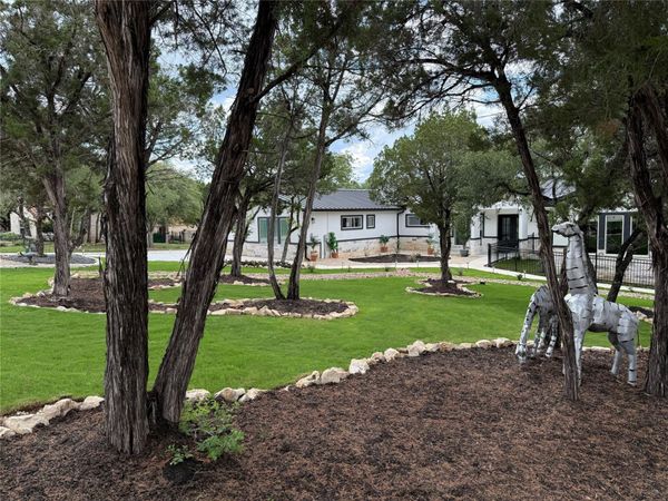 7605 Lantern View DR, Jonestown, TX 78645