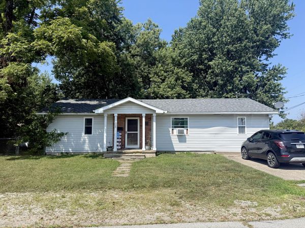 115 N King Street , Houston, MO 65483