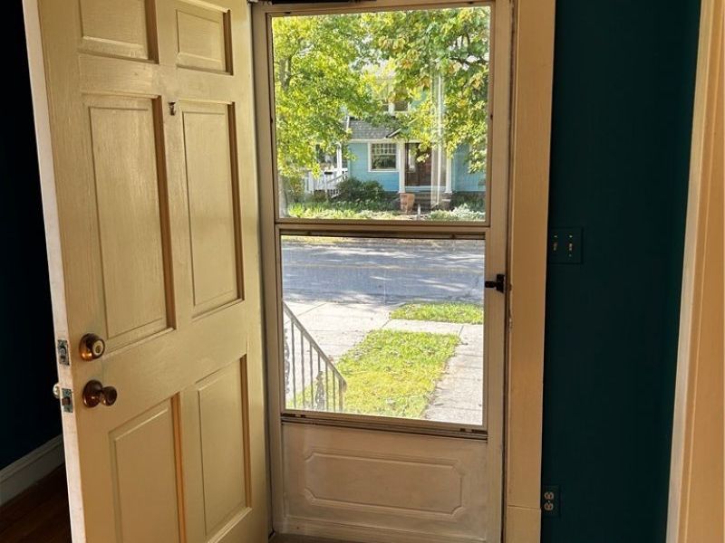 2649 S Taylor Road, Cleveland Heights, OH 44118 Photo 2