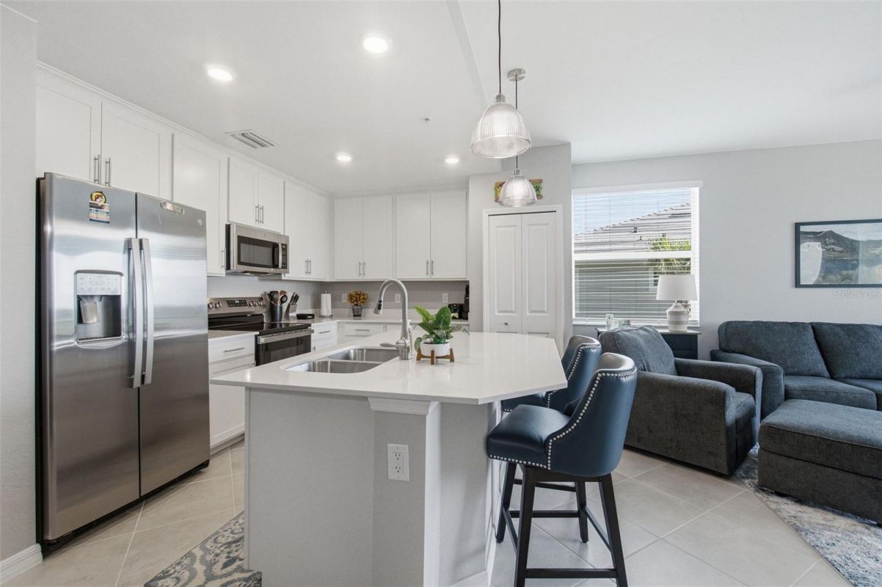 15275 Green Acres Avenue, Unit 321, Punta Gorda, FL 33982 Photo