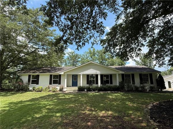 511 Bart Manous Road , Canton, GA 30115