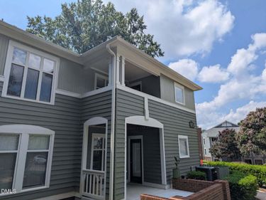 1031 Nicholwood Drive, Unit 203, Raleigh, NC 27605