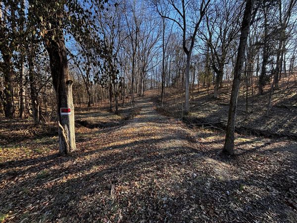 110 Lakeside Park Dr , Hendersonville, TN 37075