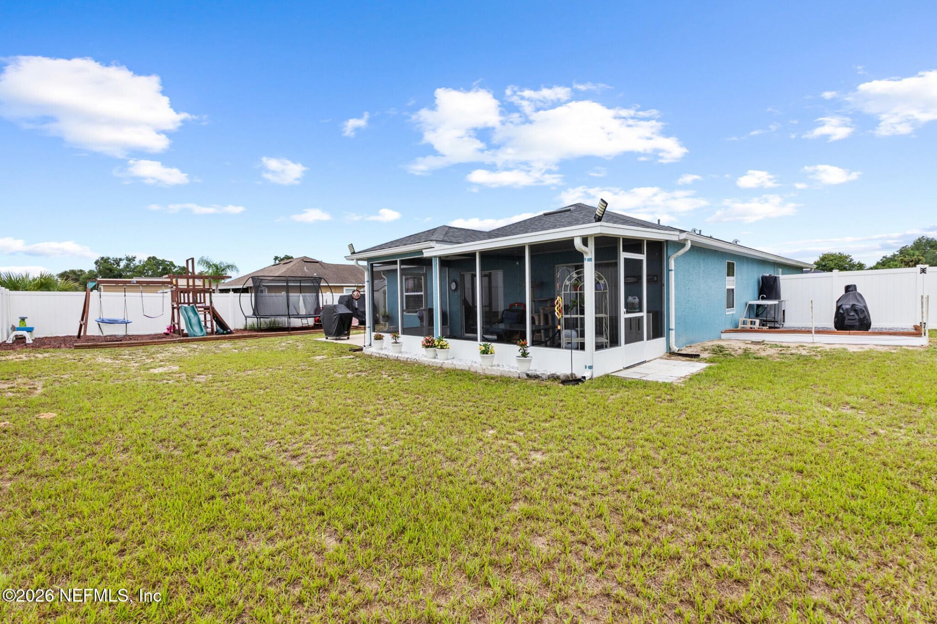 109 Village Drive, Welaka, FL 32193 Photo