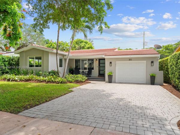 810 Venetia Ave , Coral Gables, FL 33134