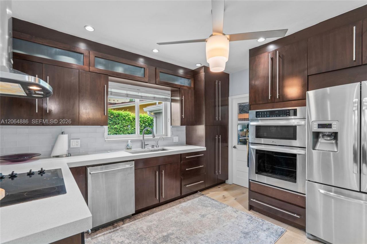 810 Venetia Ave, Coral Gables, FL 33134 Photo