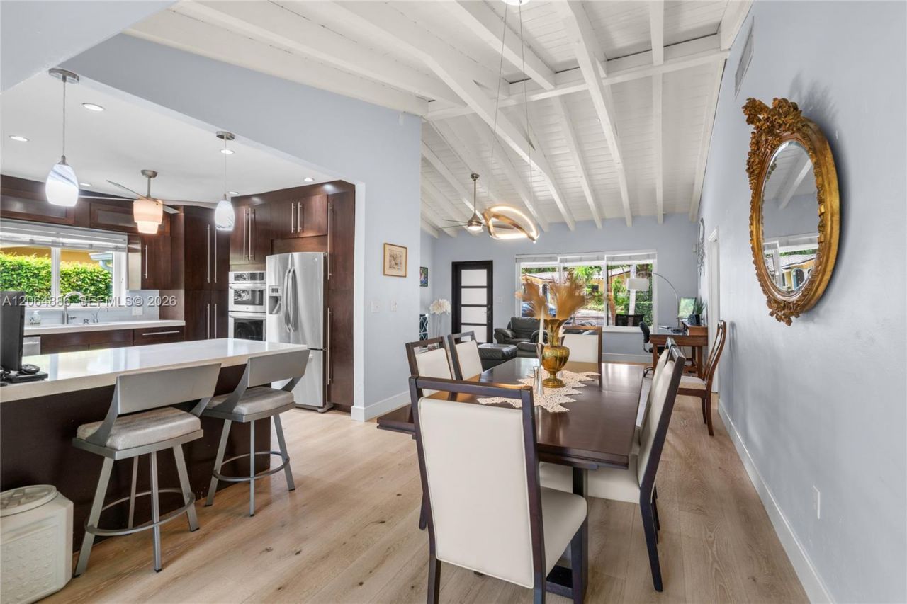 810 Venetia Ave, Coral Gables, FL 33134 Photo