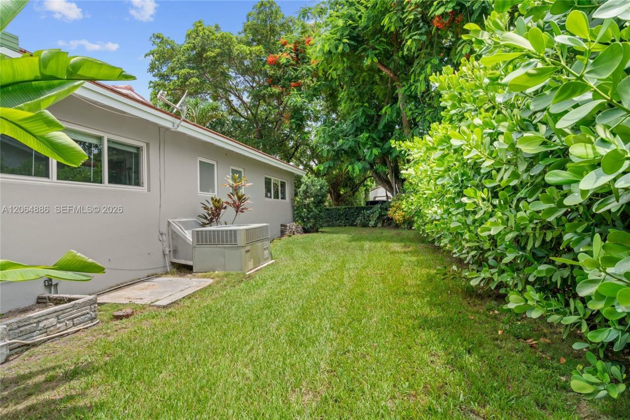 810 Venetia Ave, Coral Gables, FL 33134 Photo