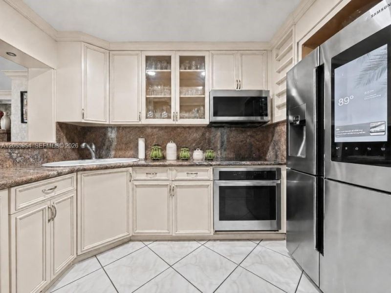 7961 W 6th Ave , Hialeah, FL 33014 Photo