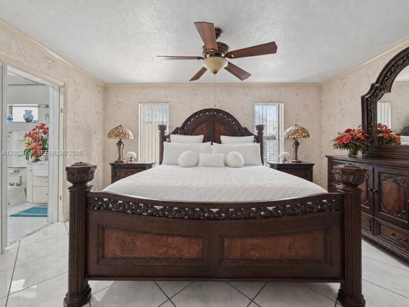7961 W 6th Ave , Hialeah, FL 33014 Photo