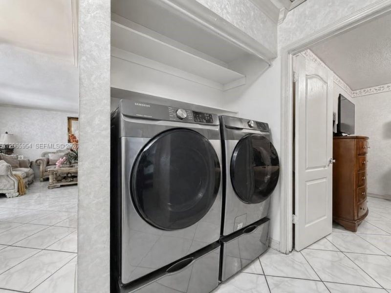 7961 W 6th Ave , Hialeah, FL 33014 Photo