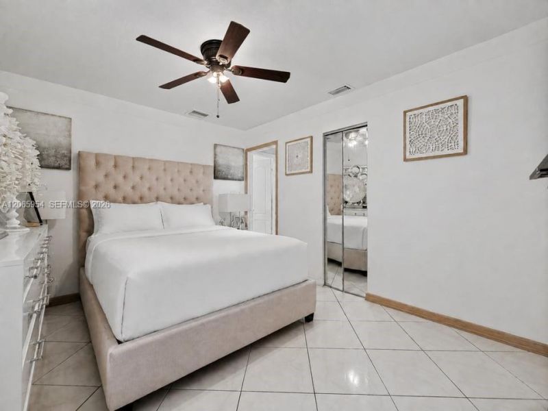 7961 W 6th Ave , Hialeah, FL 33014 Photo