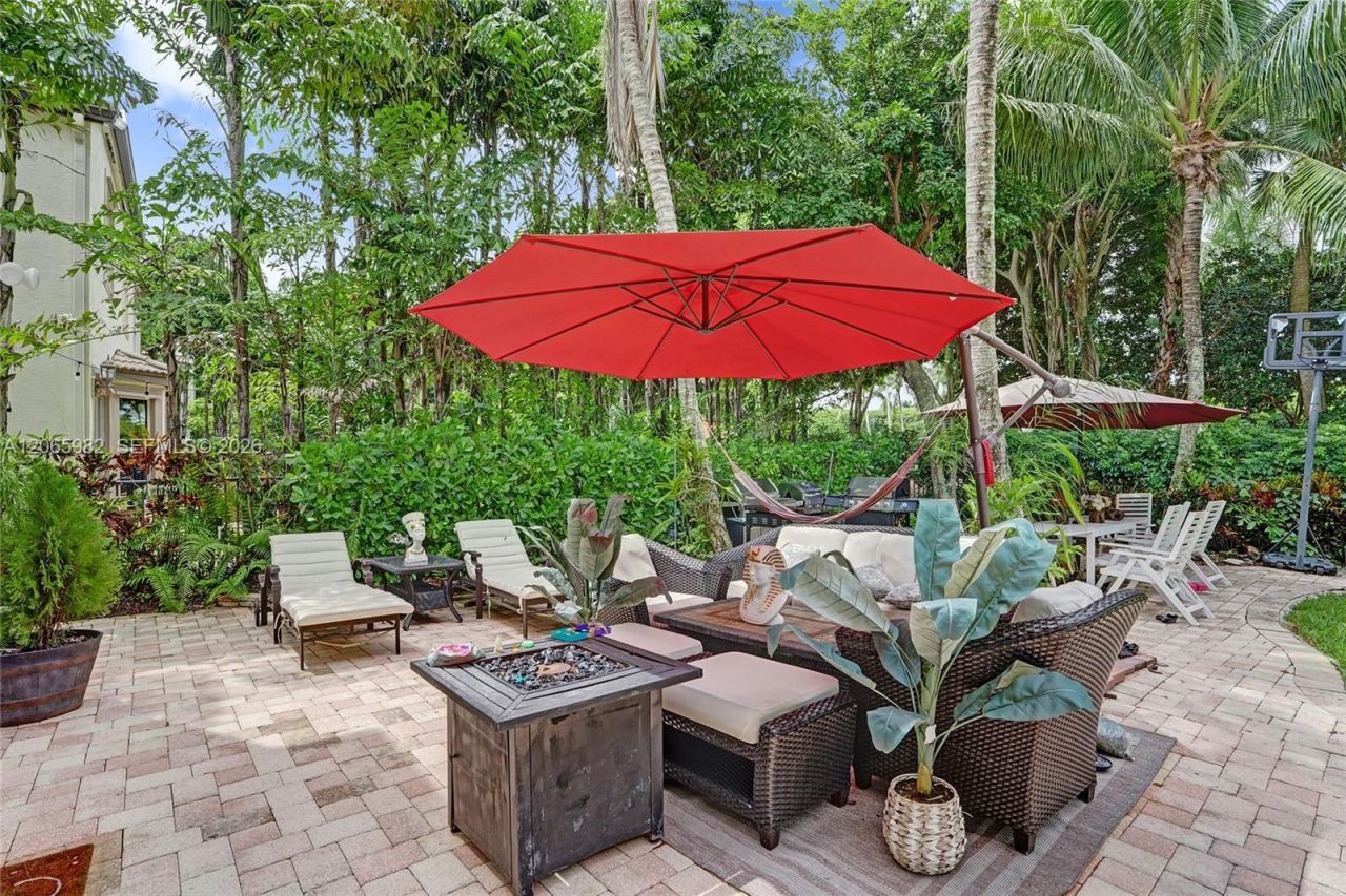 9078 Alexandra Cir, Wellington, FL 33414 Photo