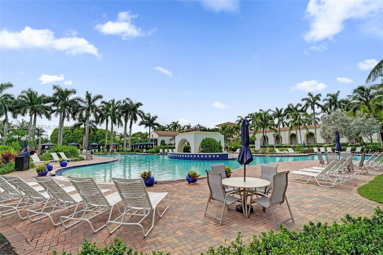 9078 Alexandra Cir, Wellington, FL 33414 Photo