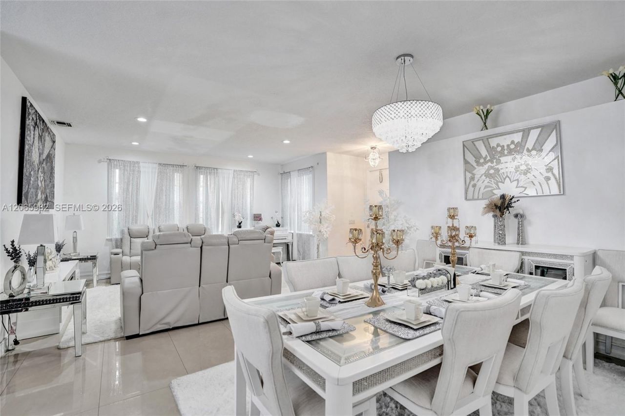 9078 Alexandra Cir, Wellington, FL 33414 Photo