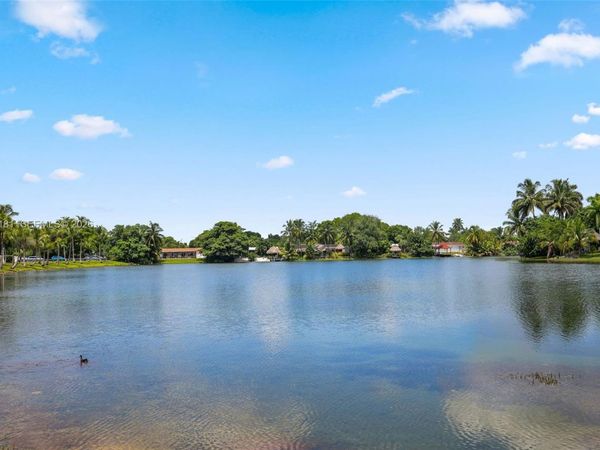 14211 N Kendall Dr, Unit 207E, Miami, FL 33186