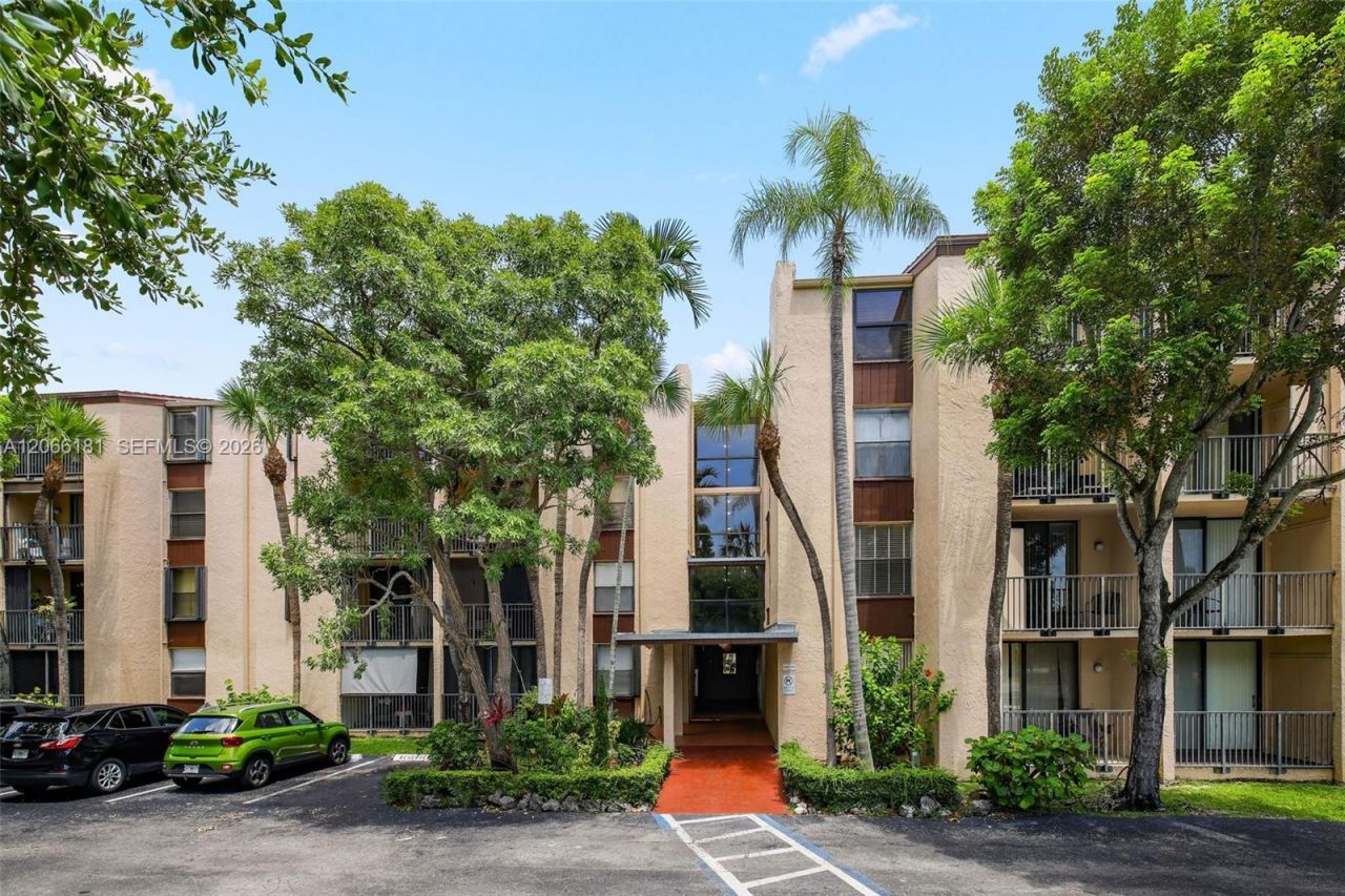 14211 N Kendall Dr, Unit 207E, Miami, FL 33186 Photo