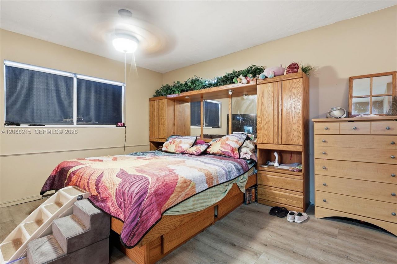 10235 Pan American Dr , Cutler Bay, FL 33189 Photo