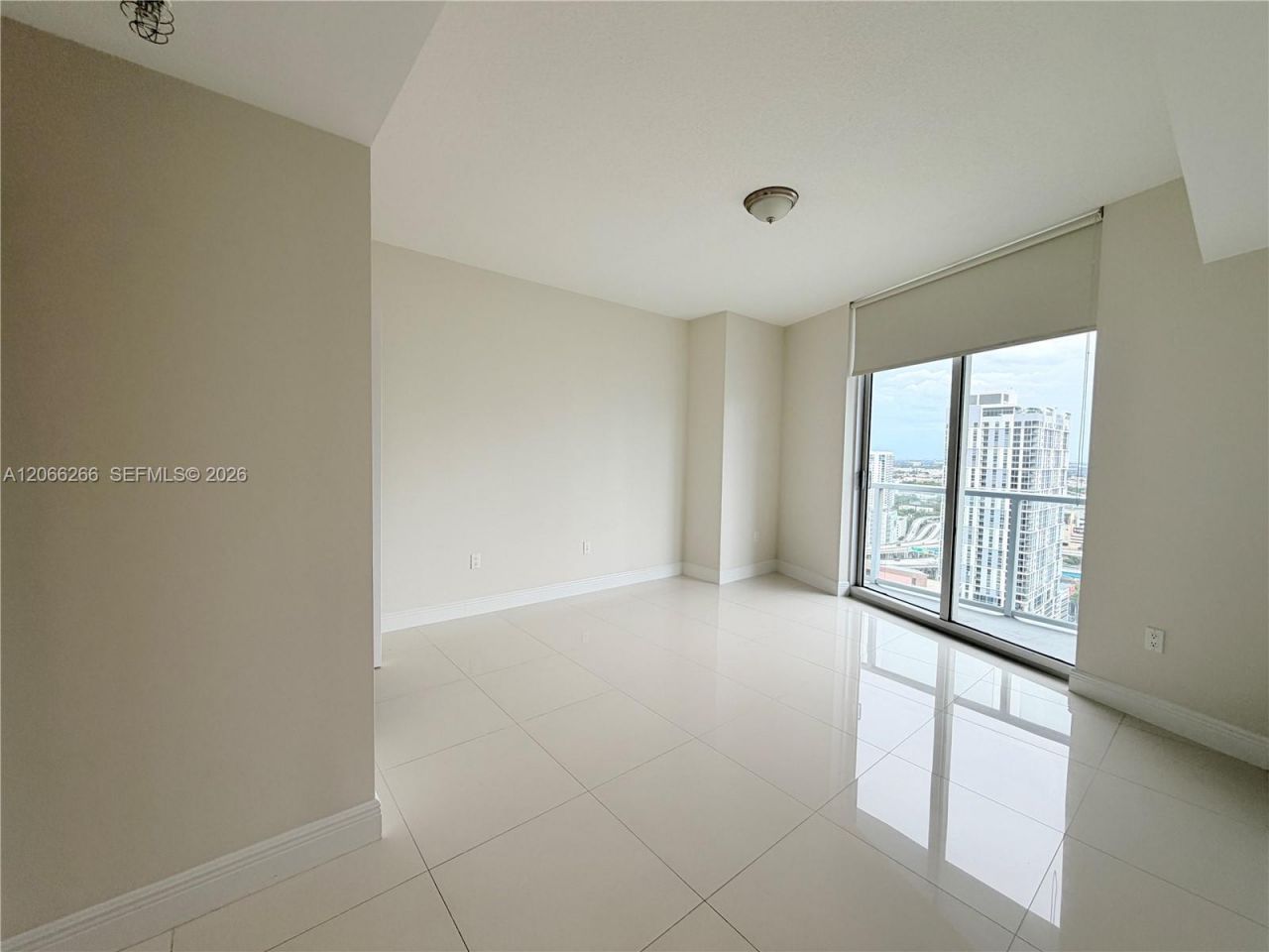 185 SW 7th St, Unit 3105, Miami, FL 33130 Photo