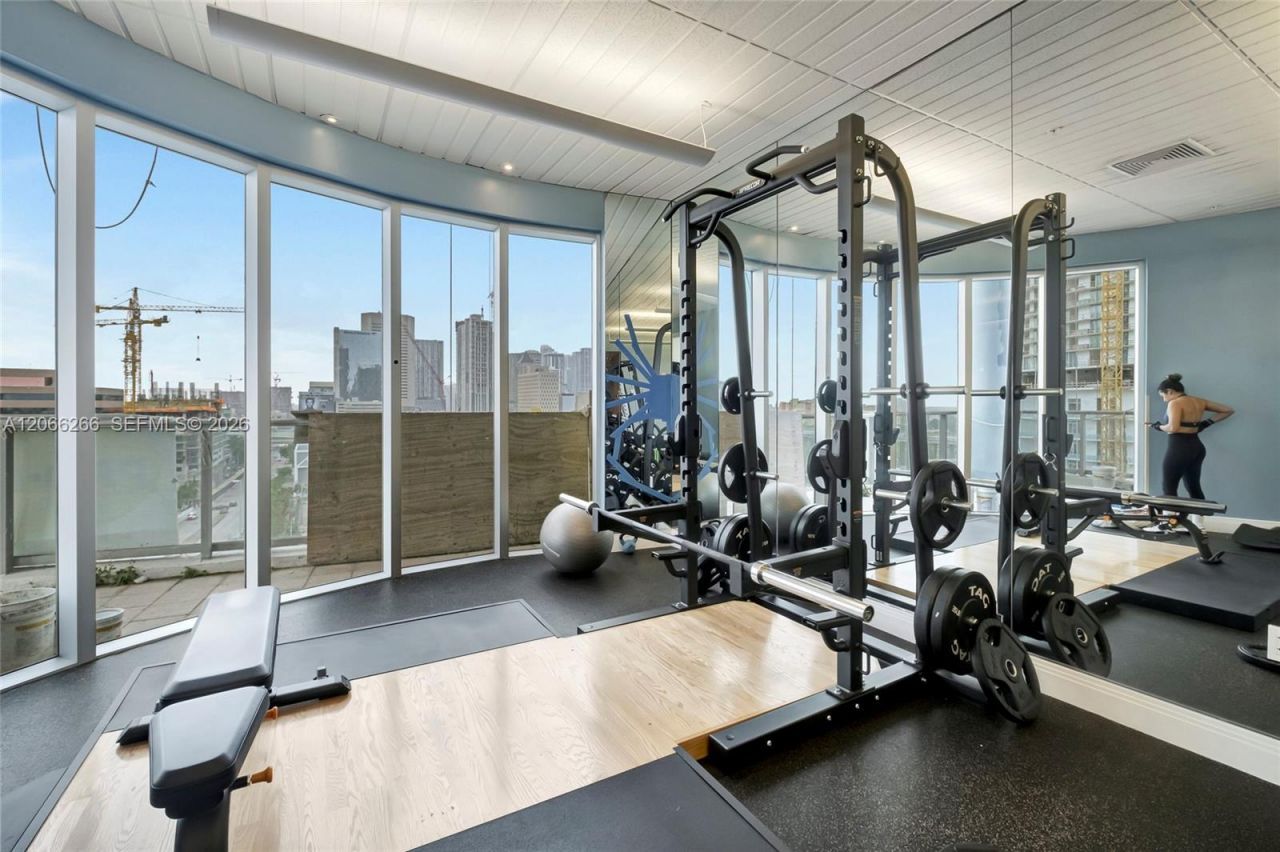 185 SW 7th St, Unit 3105, Miami, FL 33130 Photo