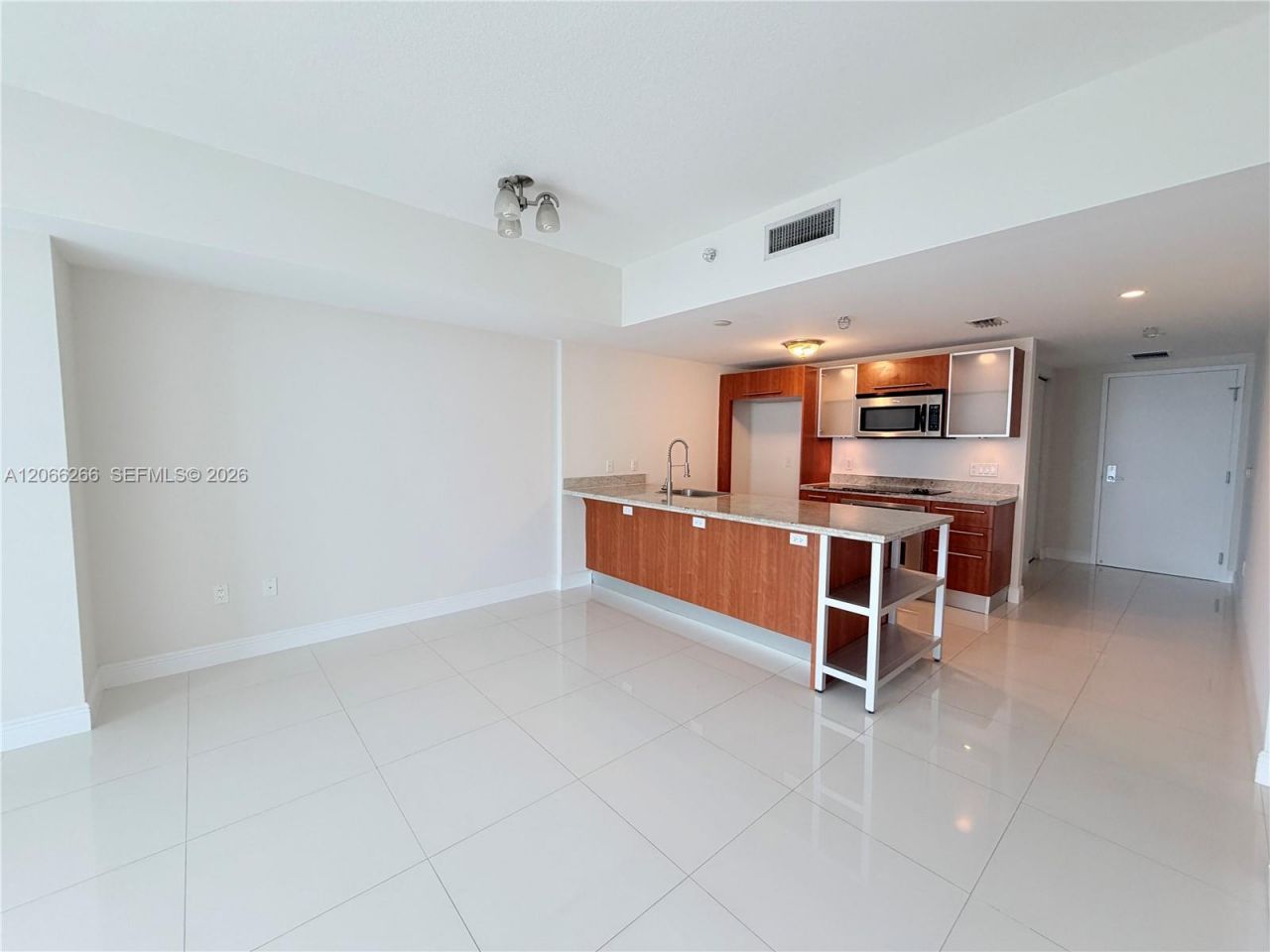 185 SW 7th St, Unit 3105, Miami, FL 33130 Photo