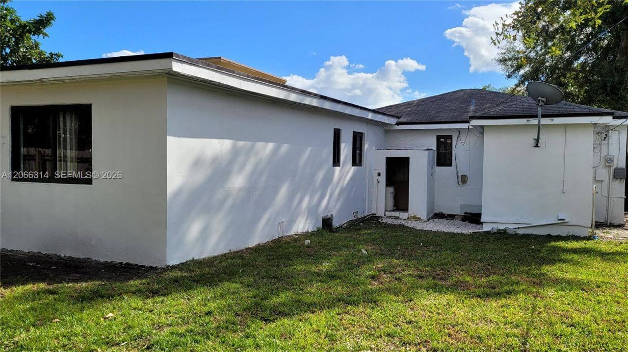 Please Call For Address, Miami, FL 33150 Photo