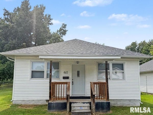 611 S 23RD Street, Herrin, IL 62948