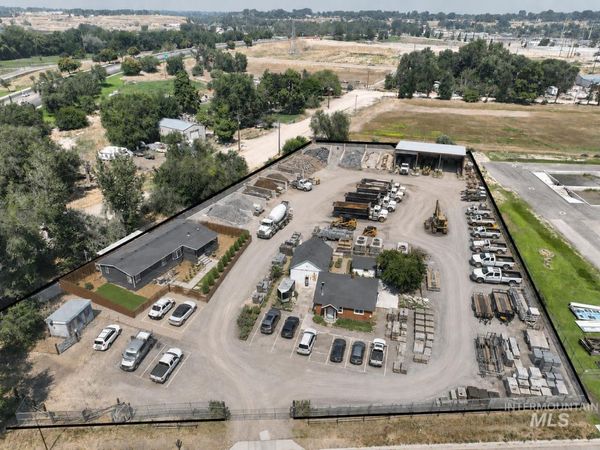 412 W Chicago, Caldwell, ID 83605