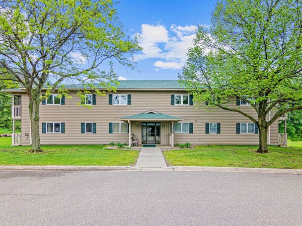3275 80th Street E, Unit 305, Inver Grove Heights, MN 55076