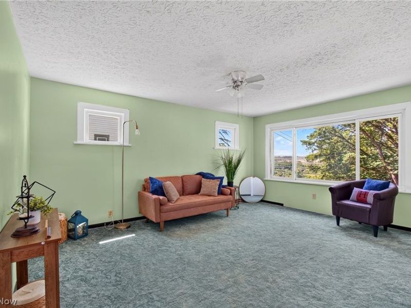 1514 Erie Street S, Massillon, OH 44646 Photo 4