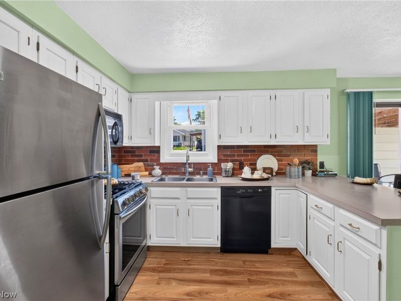 1514 Erie Street S, Massillon, OH 44646 Photo 7