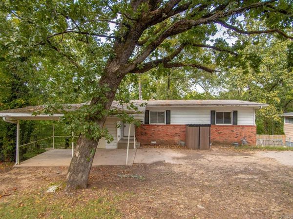 24 Westmont Circle, Little Rock, AR 72209