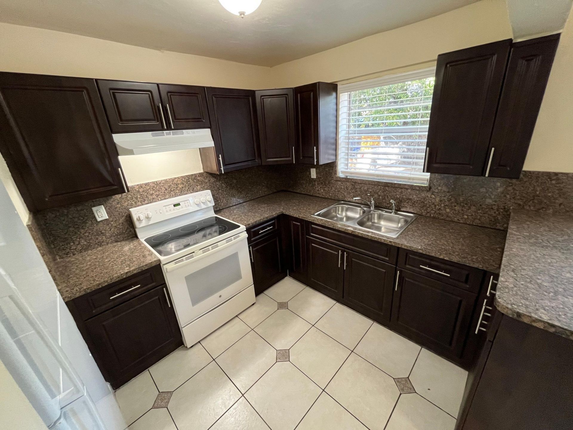 1370 NE 119th Street, Unit 137008, Miami, FL 33161 Photo