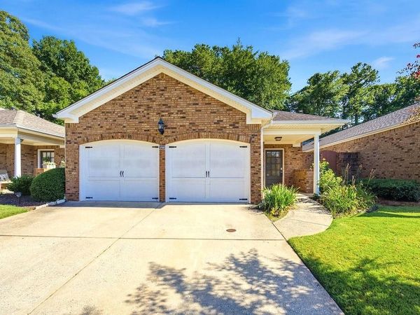 150 Countryside Court, Woodstock, GA 30189