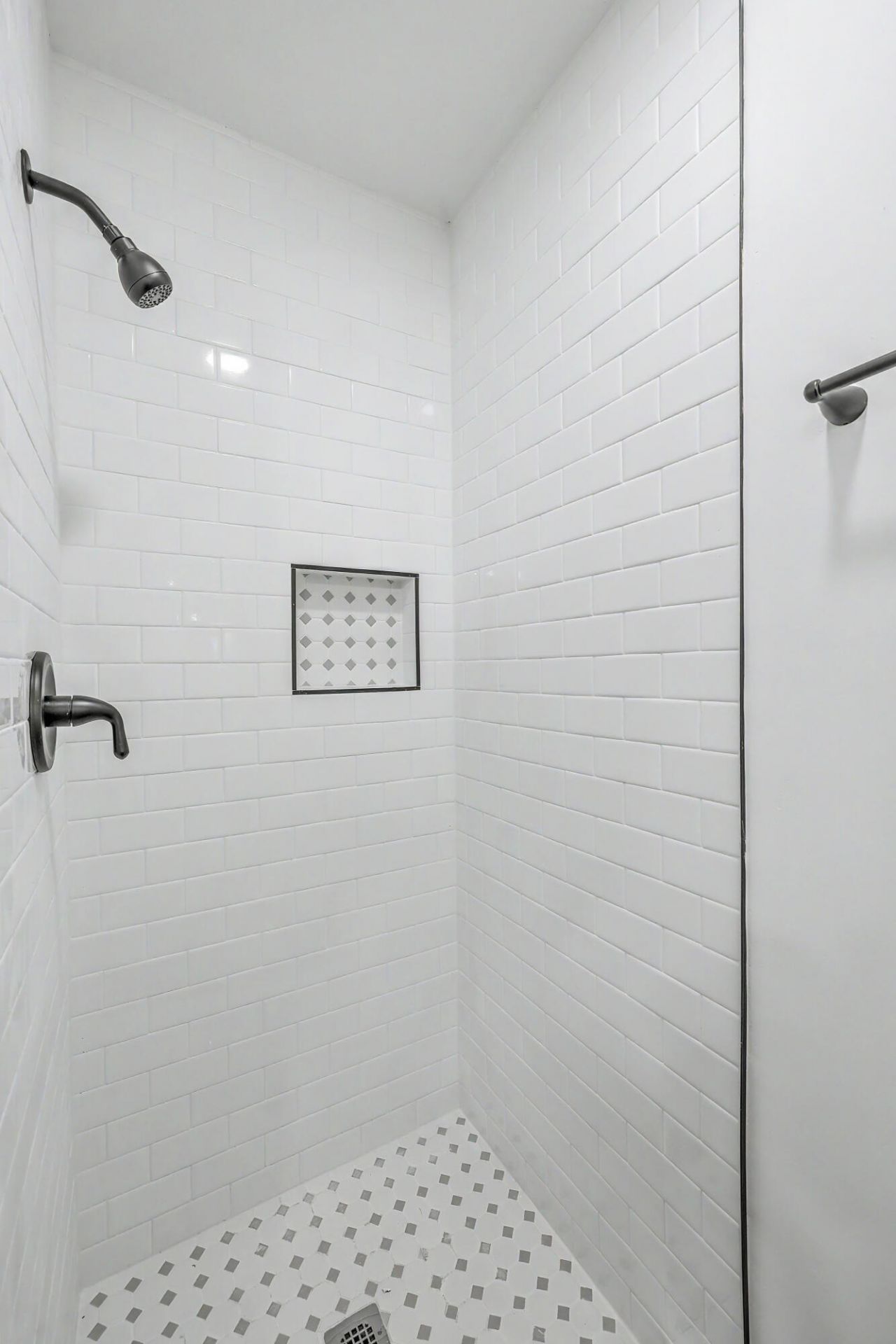 217 Beverly Drive Photo 35