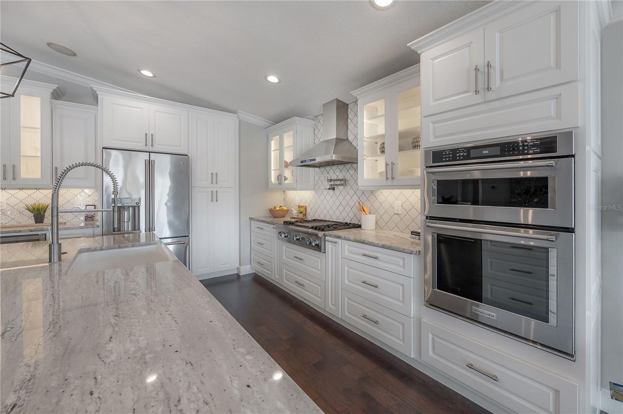 10332 Abbotsford Drive, Tampa, FL 33626 Photo