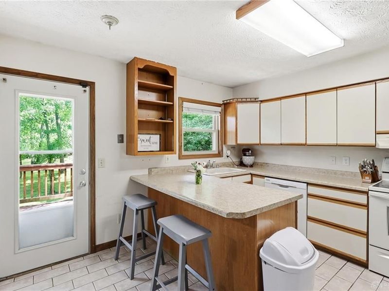 4460 E Mohave Drive, Beavercreek, OH 45431 Photo 9