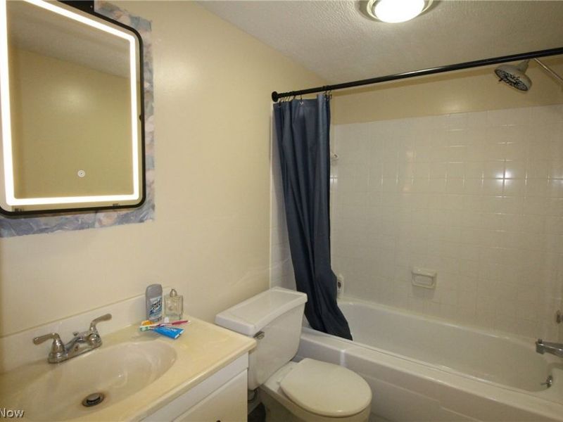 6270 Greenwood, Unit 302, Sagamore Hills, OH 44067 Photo 12